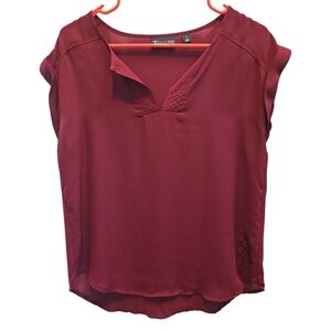 NEW YORK & CO Women’s Burgundy Top SZ S
